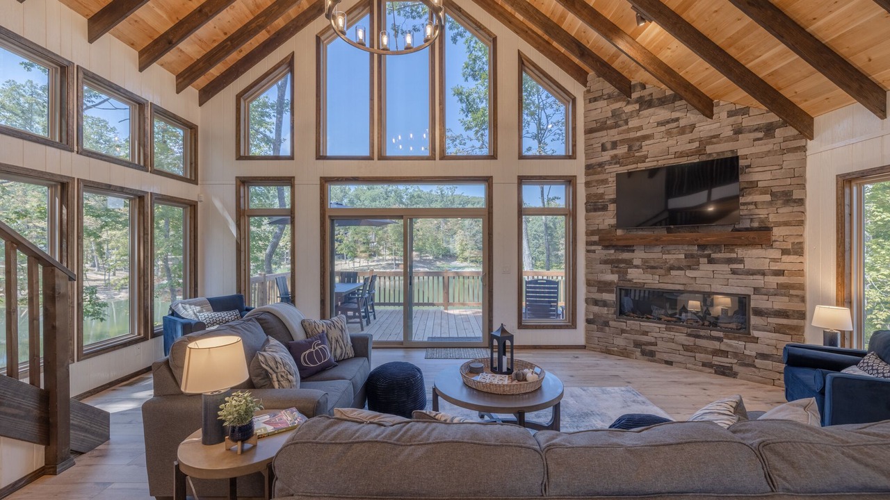 Photo of Livingroom in Innsbrook