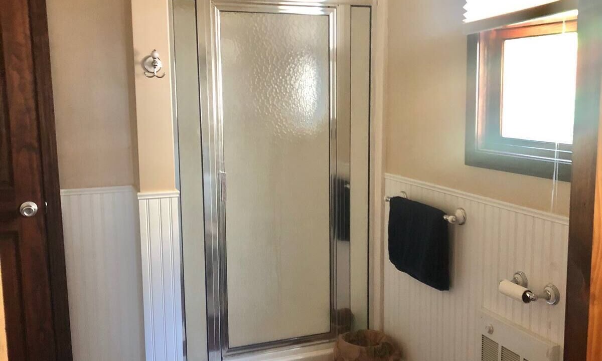 Photo of Bathroom in Grenell