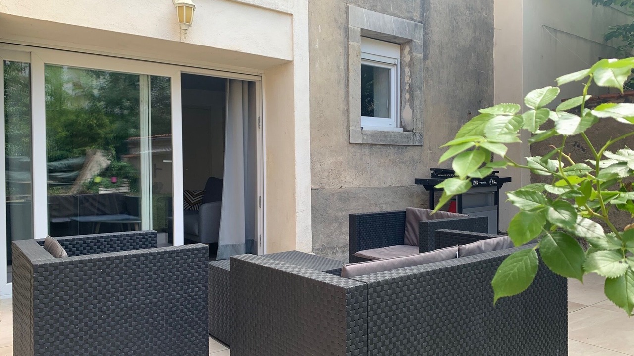 Photo of Outdoor in Poincare - Foch - Anatole France - Croix de Bourgogne