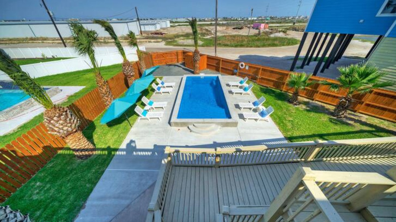Photo of Outdoor in Leeward Sands