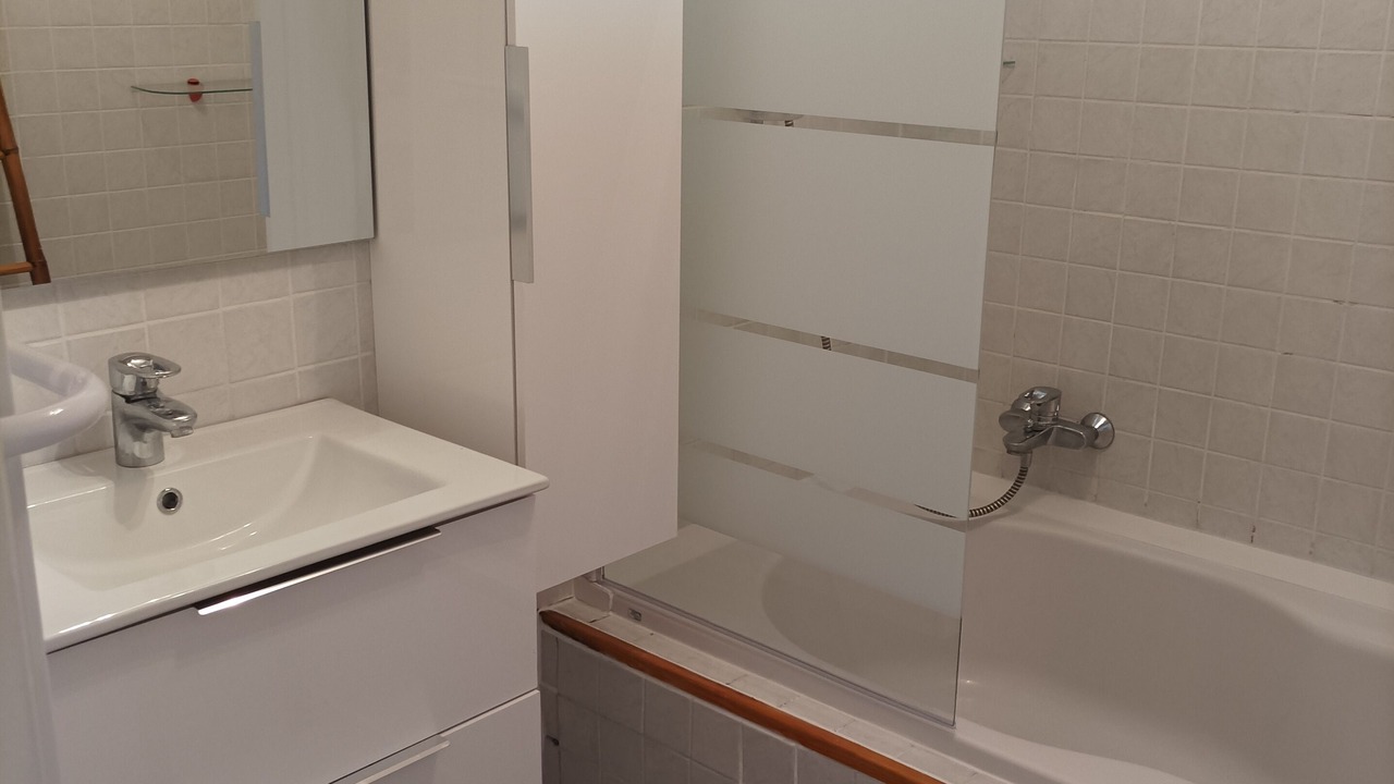 Photo of Bathroom in Ceret