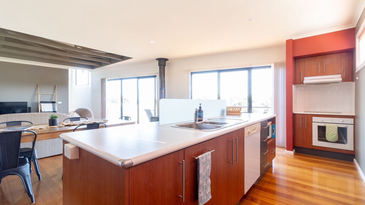 Photo of Kitchen in Sunset Strip