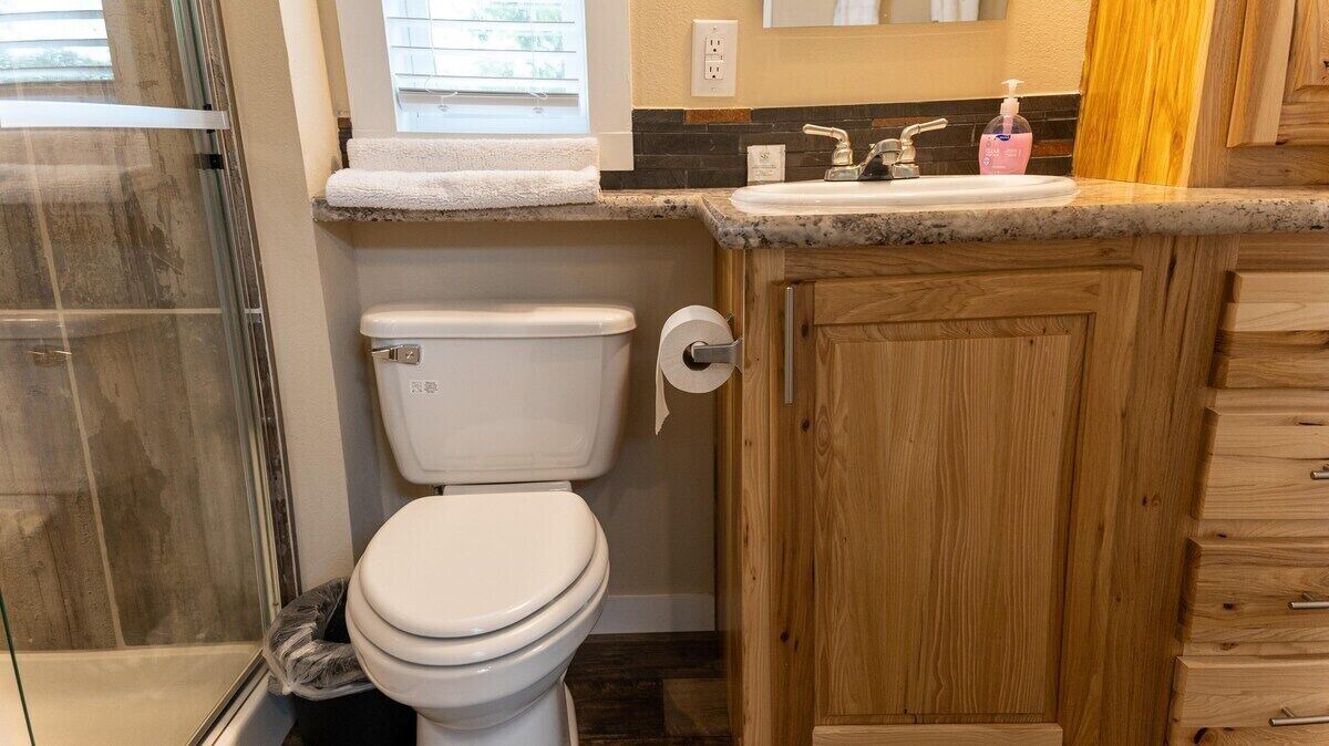 Photo of Bathroom in Satin