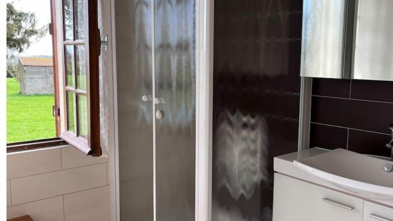 Photo of Bathroom in Flavacourt