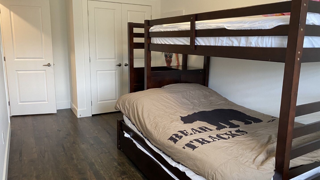Photo of Bedroom in Glen Huron