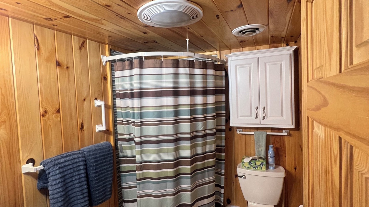 Photo of Bathroom in Escanaba