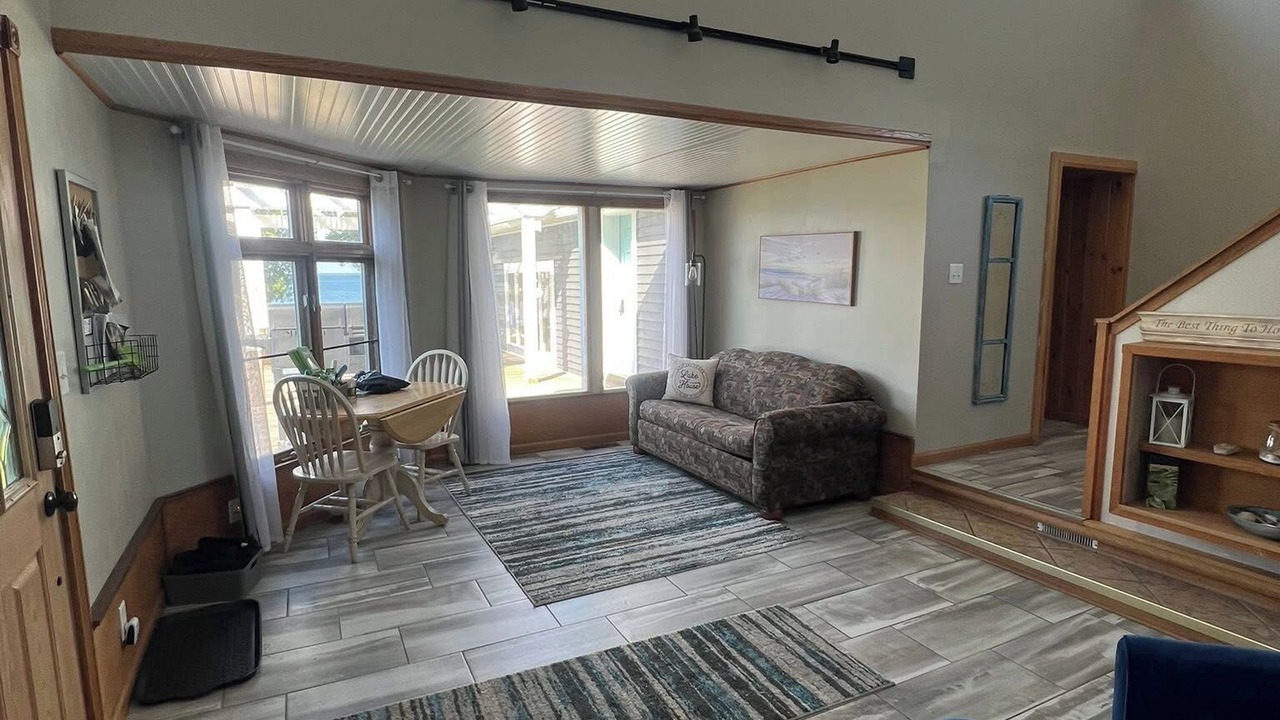 Photo of Livingroom in Escanaba