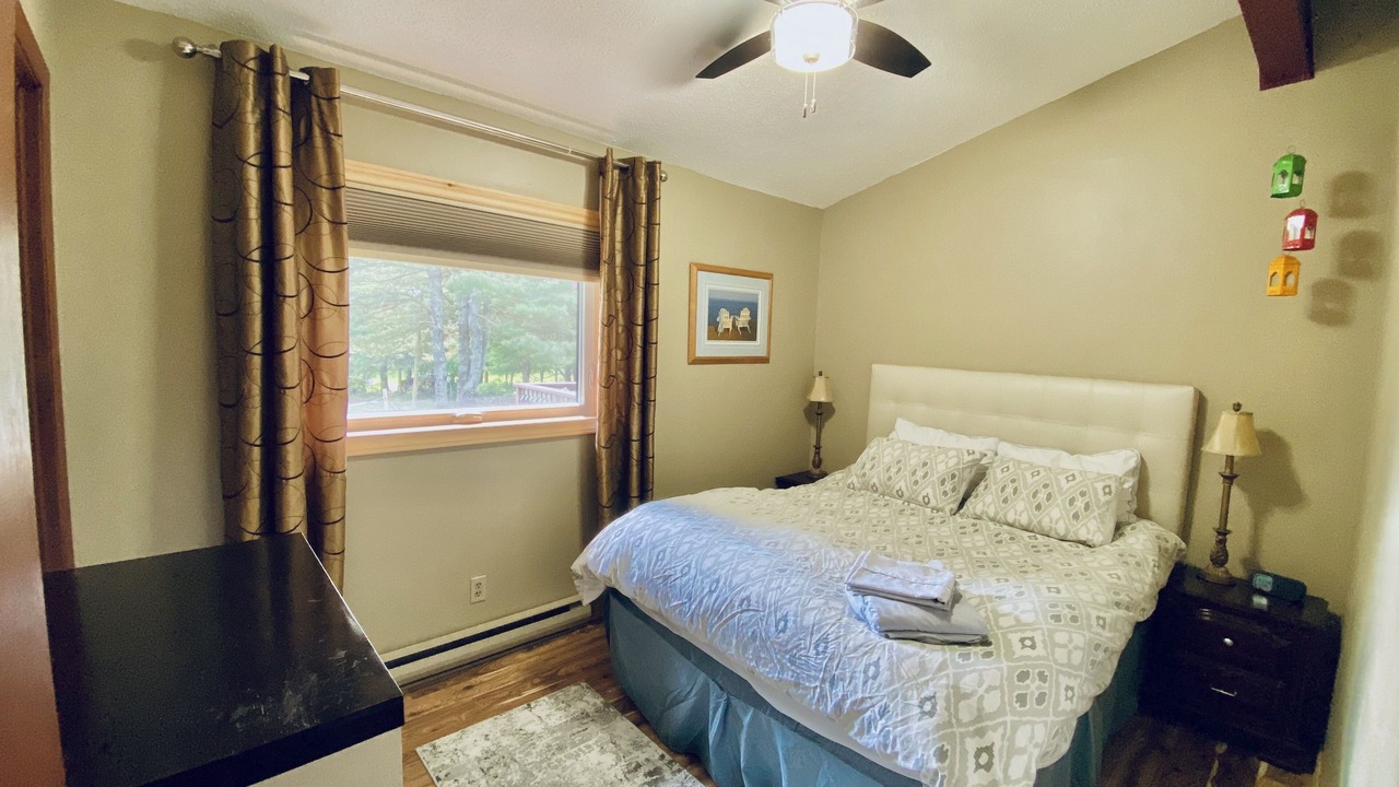 Photo of Bedroom in Broadbent