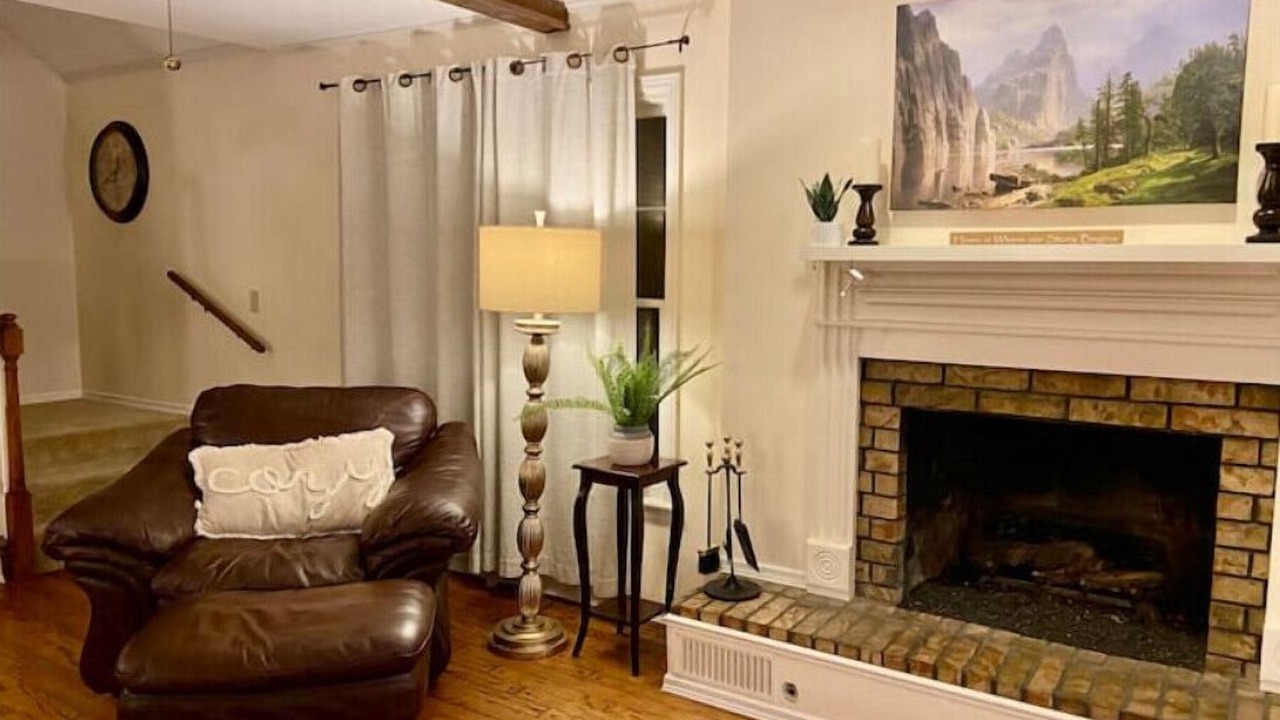 Photo of Livingroom in South Tulsa