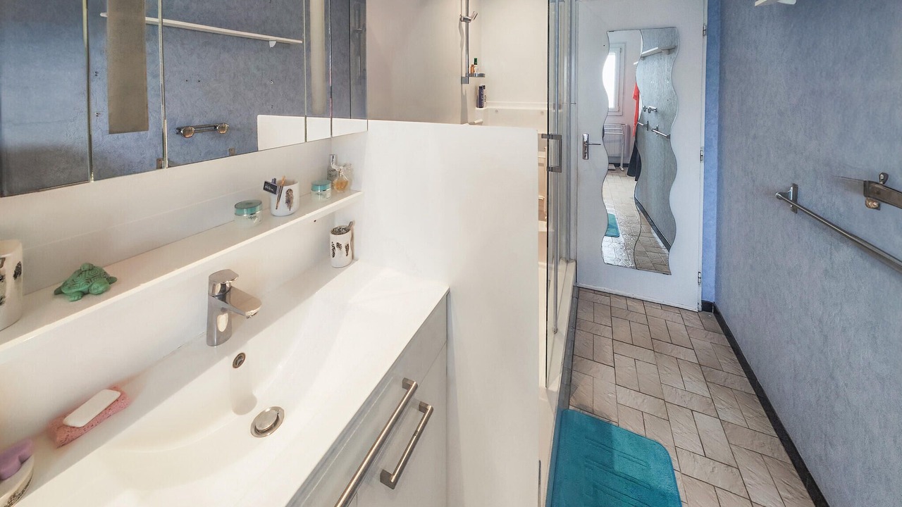 Photo of Bathroom in Saint-Gely-du-Fesc