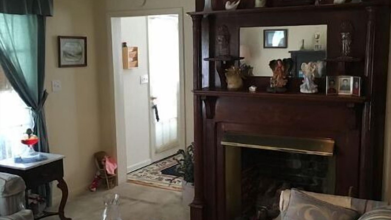 Photo of Livingroom in LaFayette