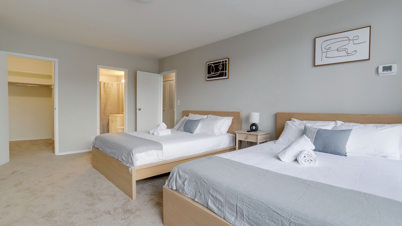 Photo of Bedroom in Crystal City