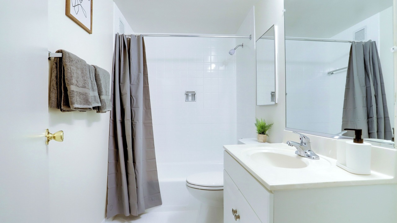 Photo of Bathroom in Crystal City