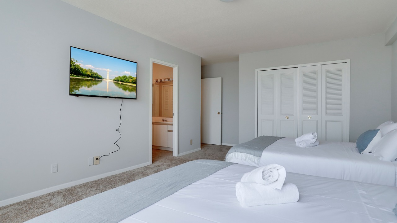 Photo of Bedroom in Crystal City