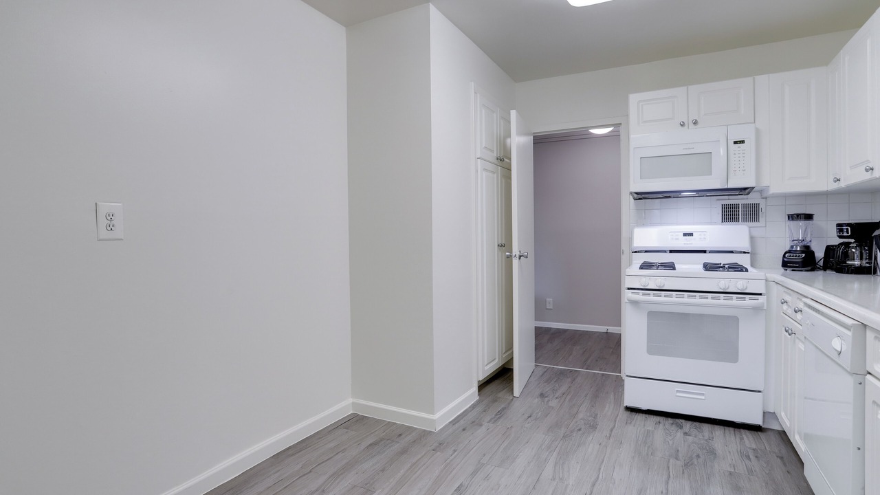 Photo of Kitchen in Crystal City