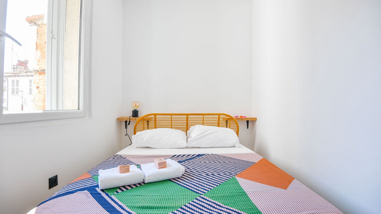 Photo of Bedroom in 1st Arrondissement