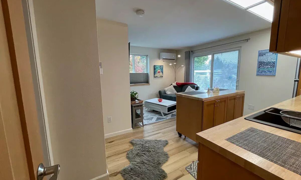 Photo of Livingroom in Hood River