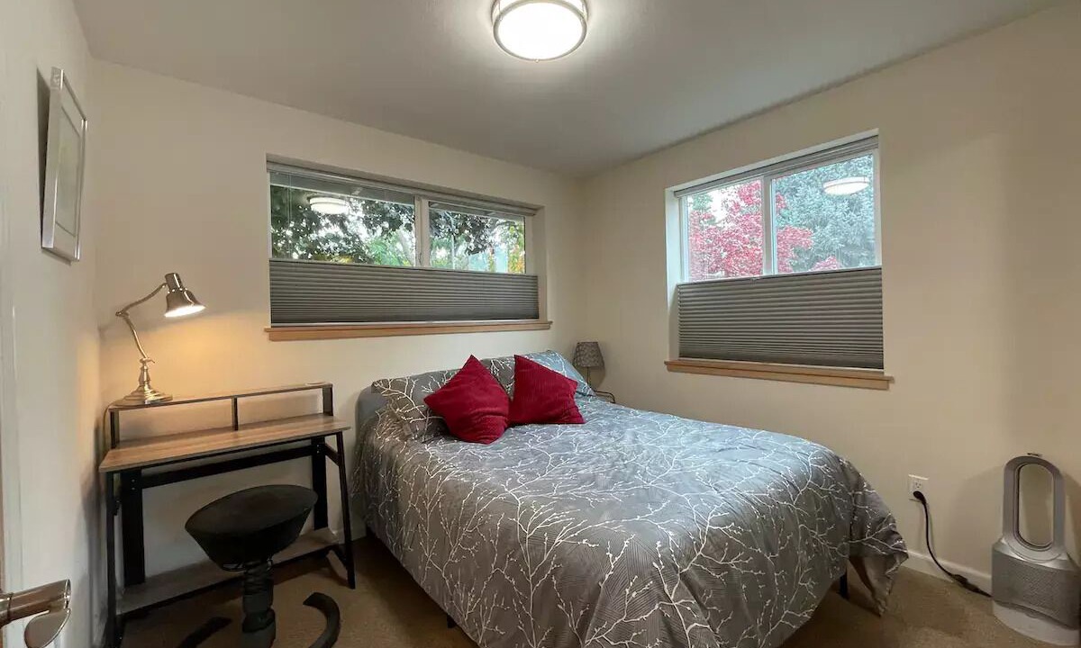 Photo of Bedroom in Hood River