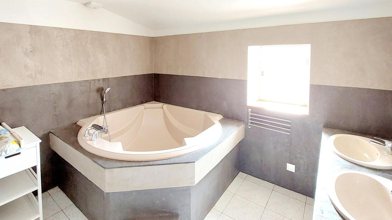 Photo of Bathroom in Argenton l'Eglise