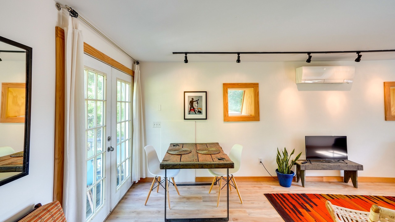 Photo of Others in Hollowville