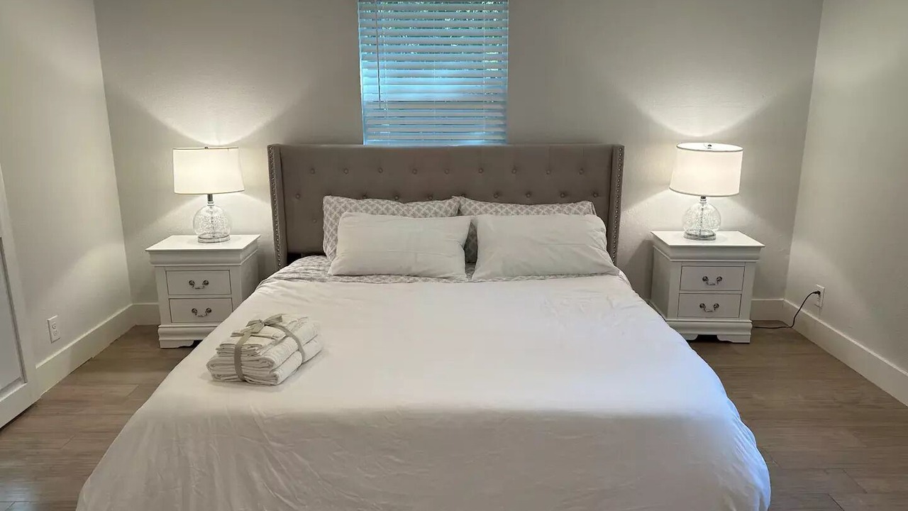Photo of Bedroom in Elgin