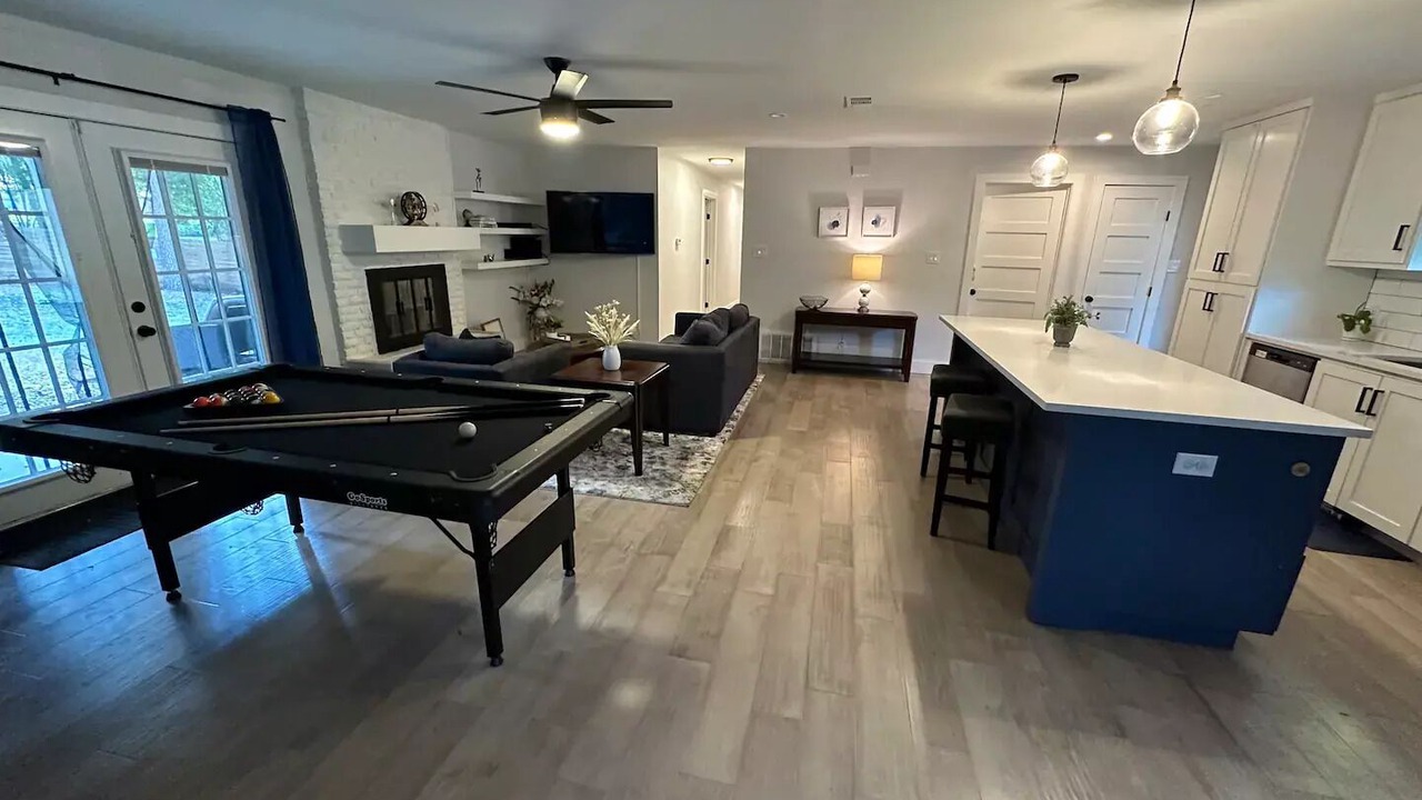 Photo of Bedroom in Elgin
