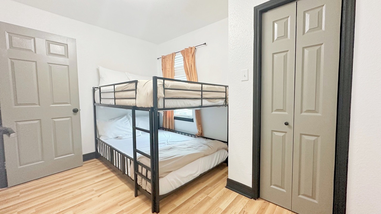 Photo of Bedroom in Southeast Houston