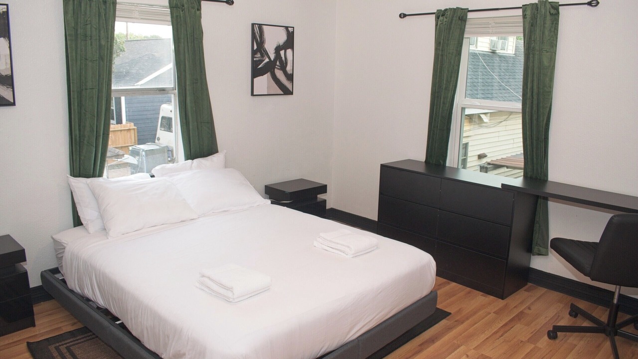 Photo of Bedroom in Southeast Houston