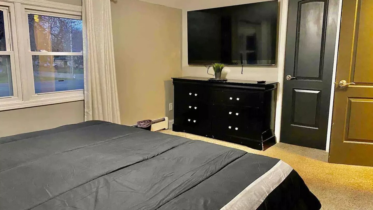 Photo of Bedroom in New Haven