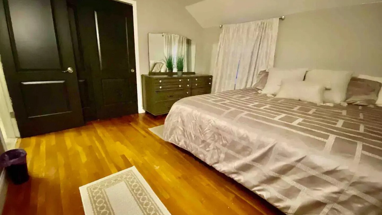 Photo of Bedroom in New Haven