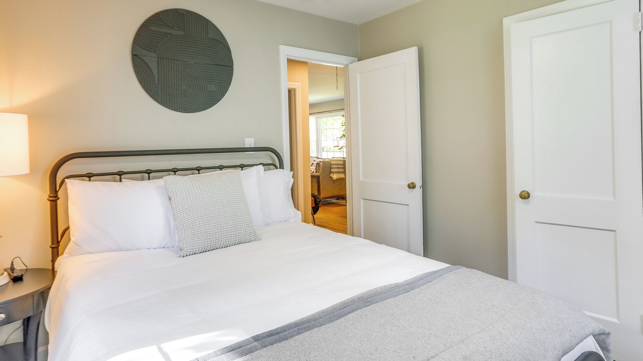 Photo of Bedroom in Greensboro