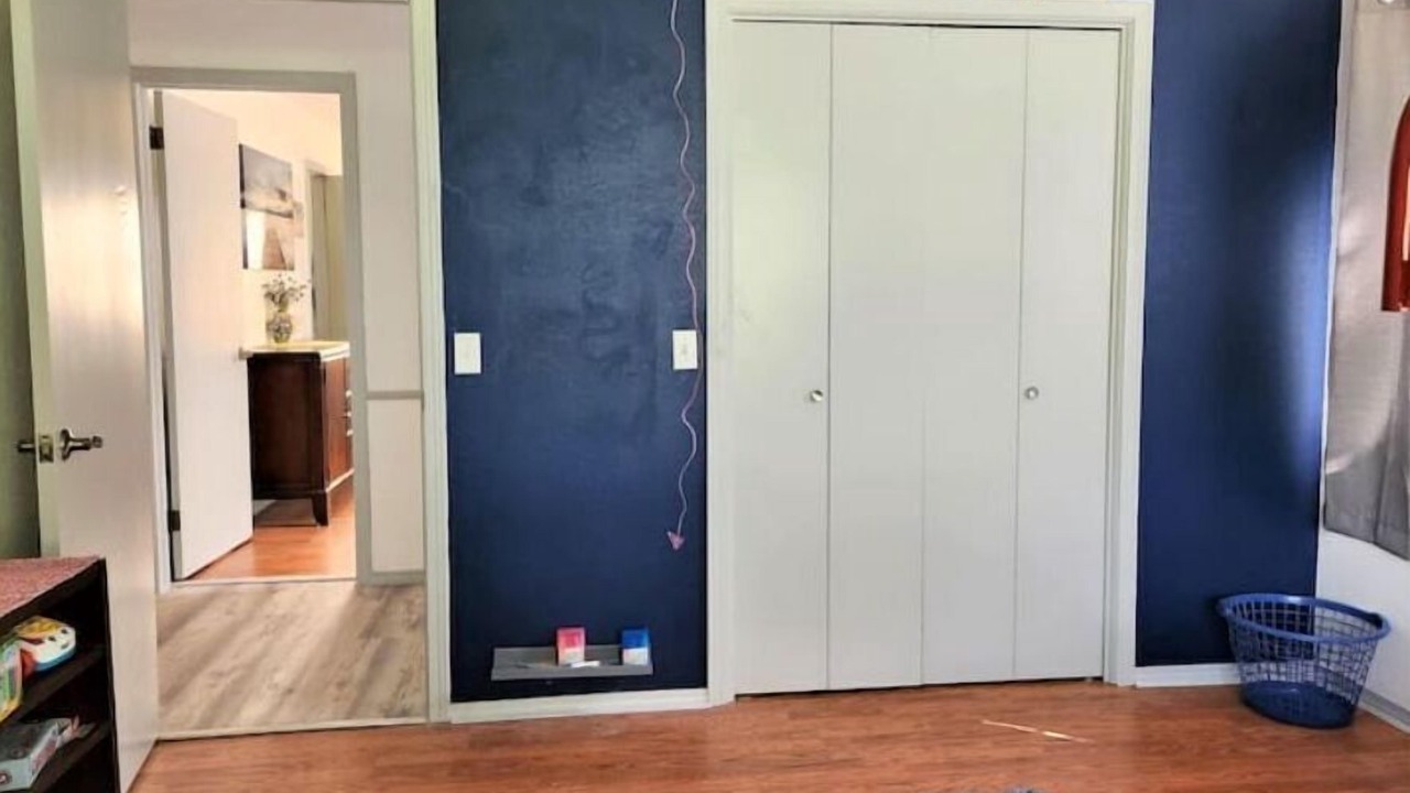 Photo of Bedroom in Lincoln County