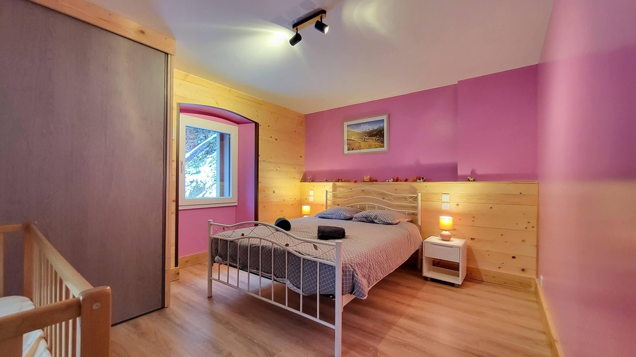 Photo of Bedroom in Entremont