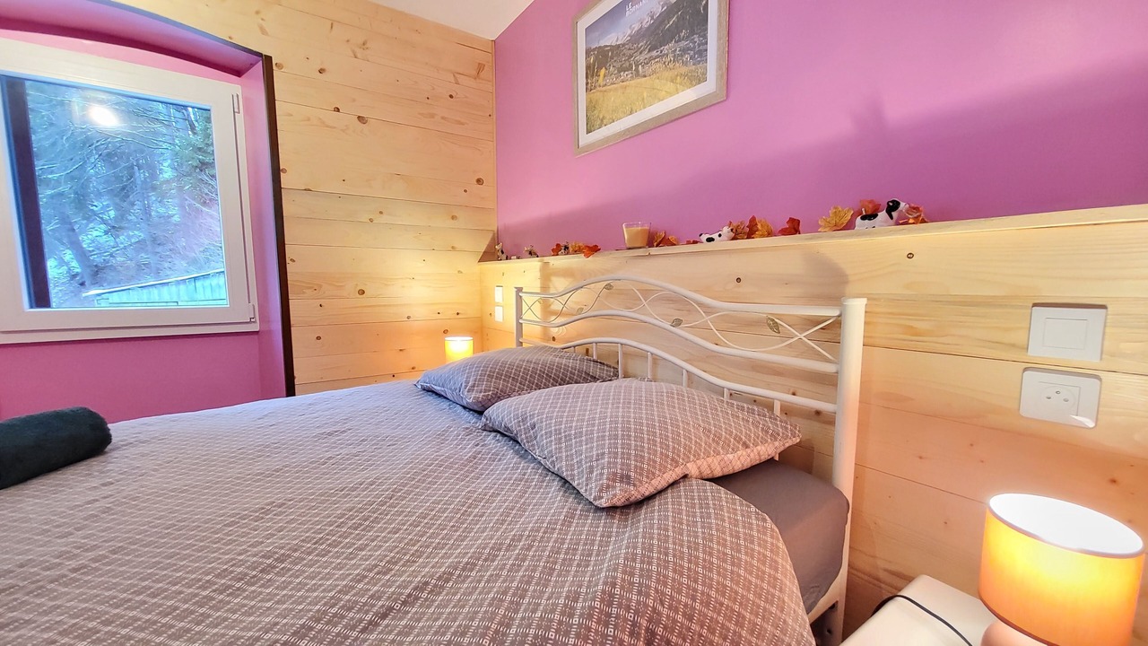 Photo of Bedroom in Entremont