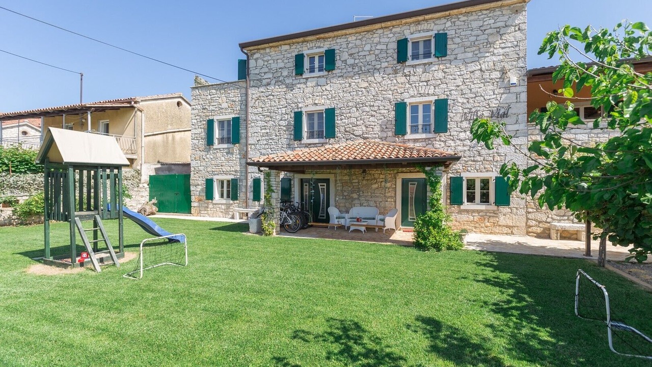 Photo of Outdoor in Labinci