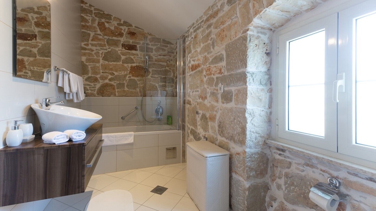 Photo of Bathroom in Labinci