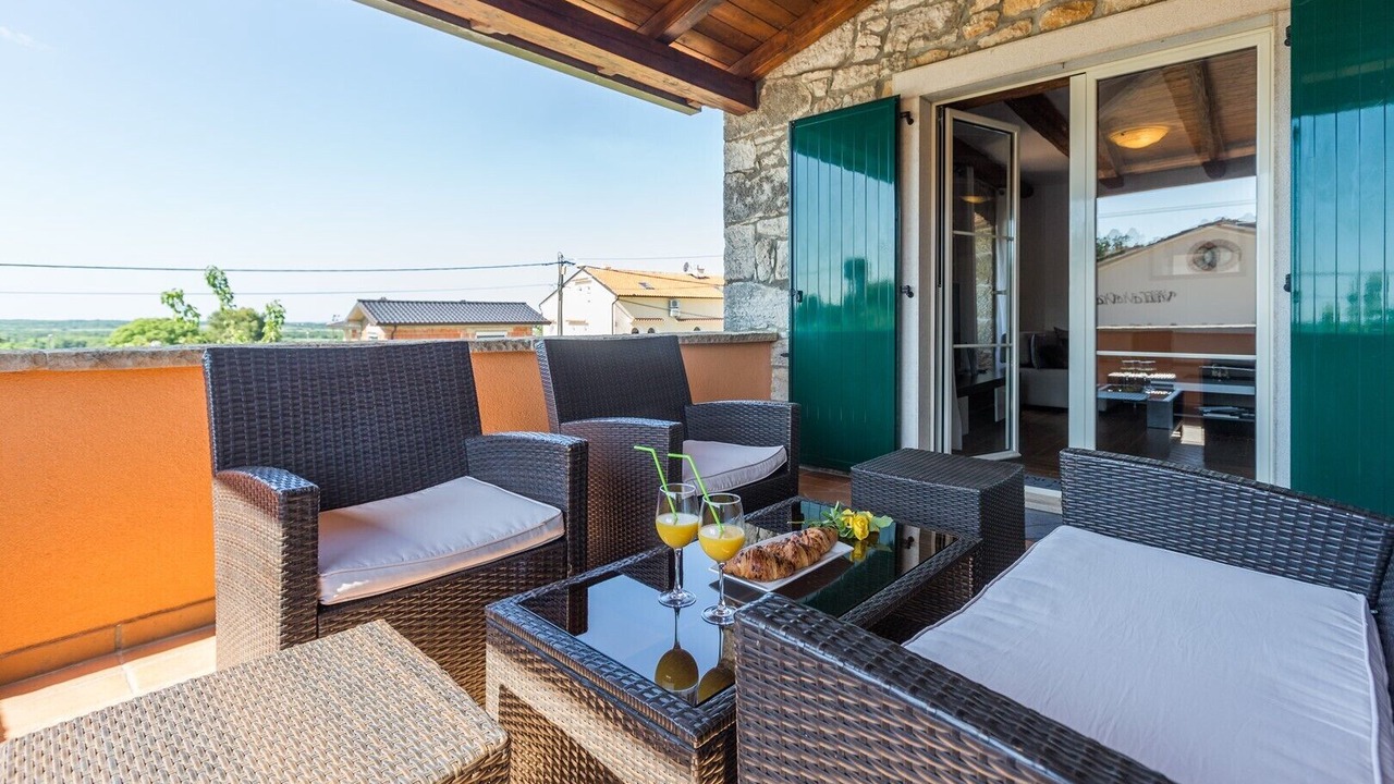 Photo of Patio Balcony in Labinci