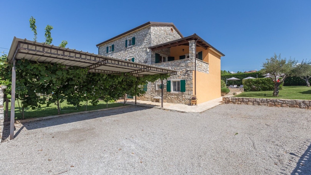 Photo of Outdoor in Labinci