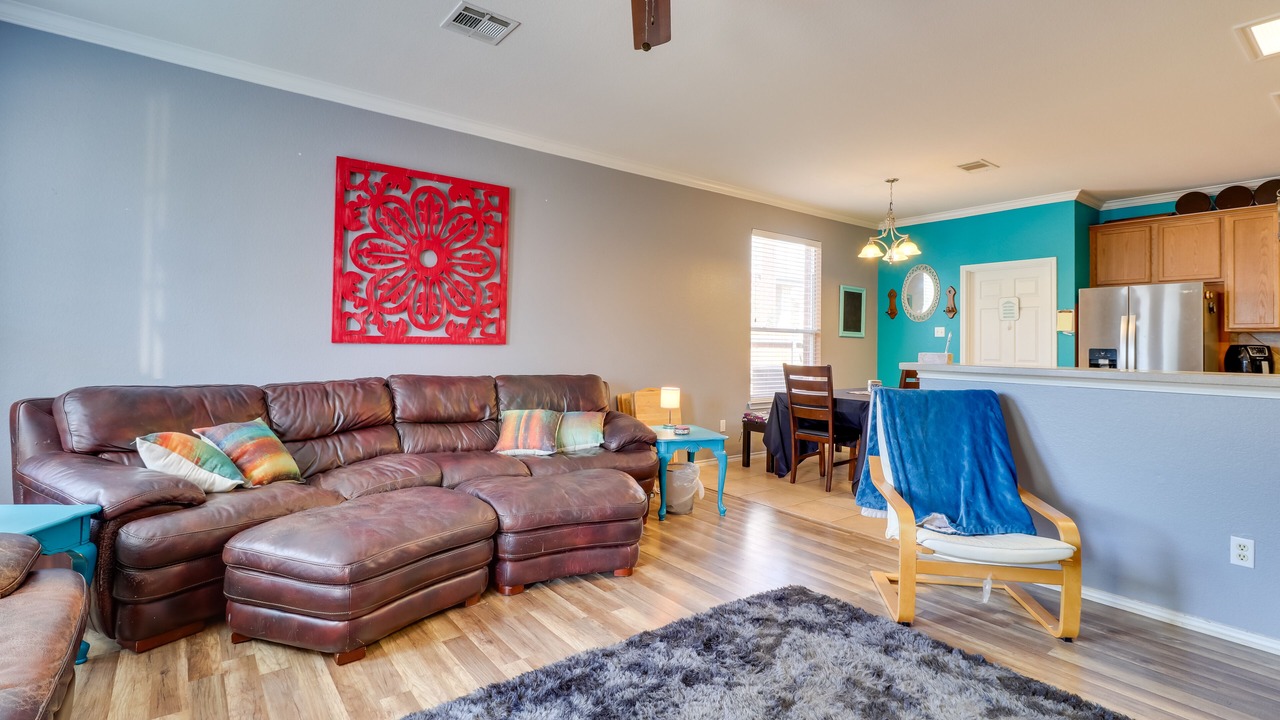 Photo of Livingroom in Hutto