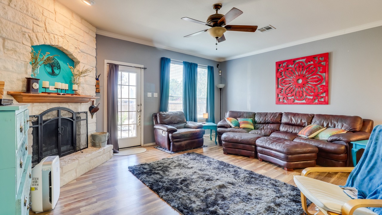 Photo of Livingroom in Hutto