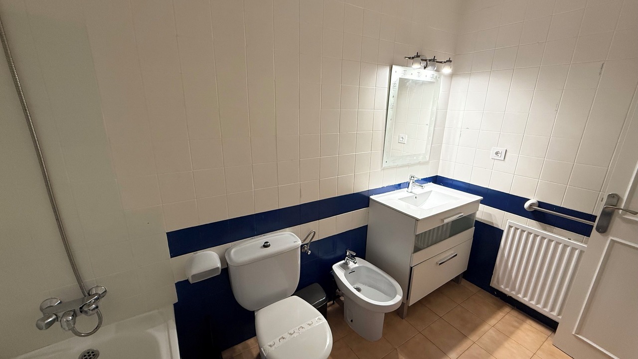 Photo of Bathroom in Roses Town Center