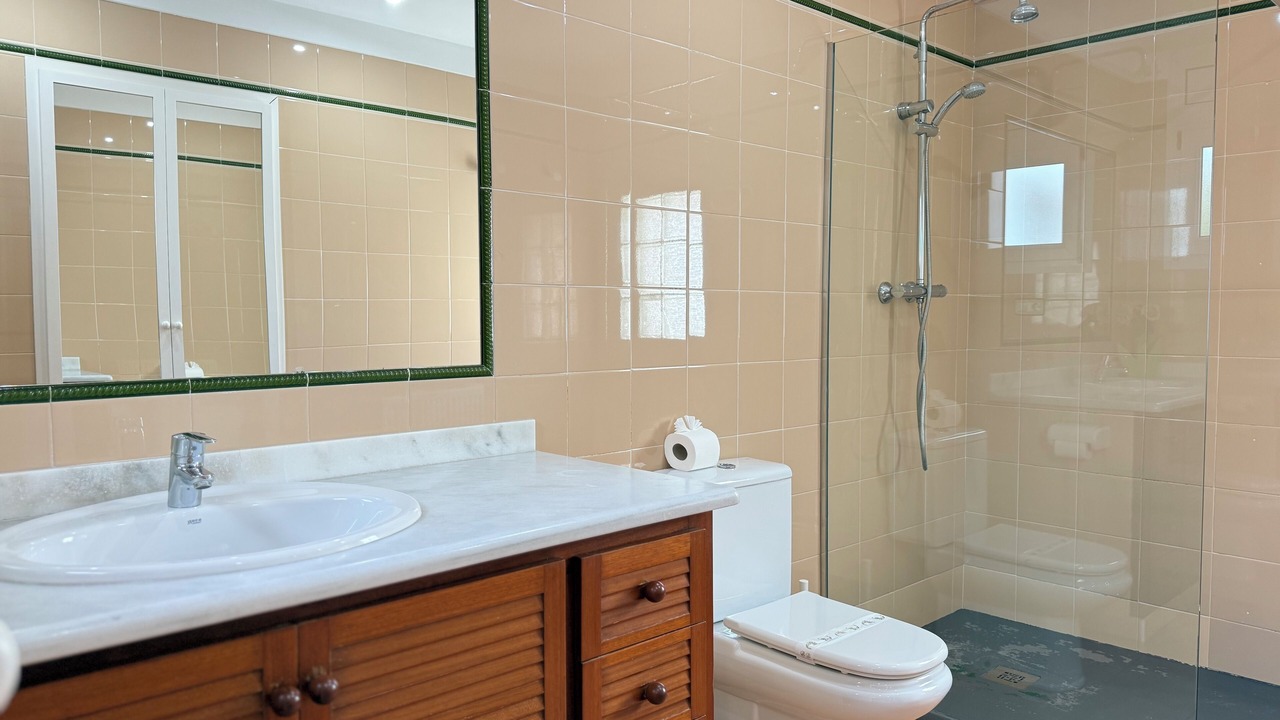 Photo of Bathroom in Roses Town Center