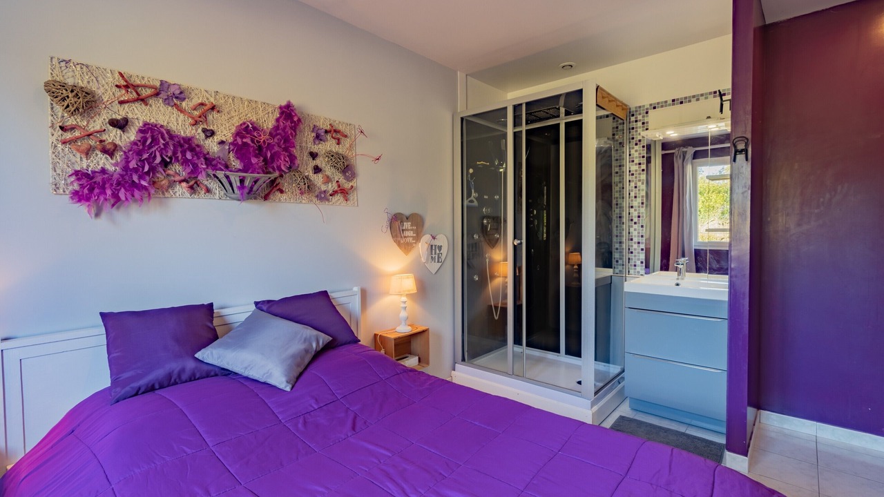 Photo of Bedroom in Montrem