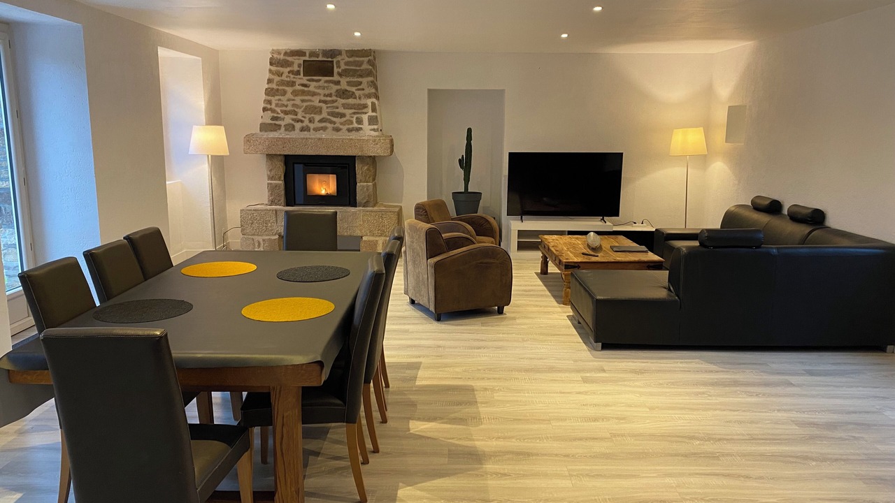 Photo of Others in Taden