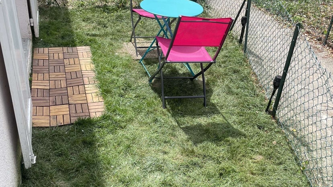 Photo of Outdoor in Nemours