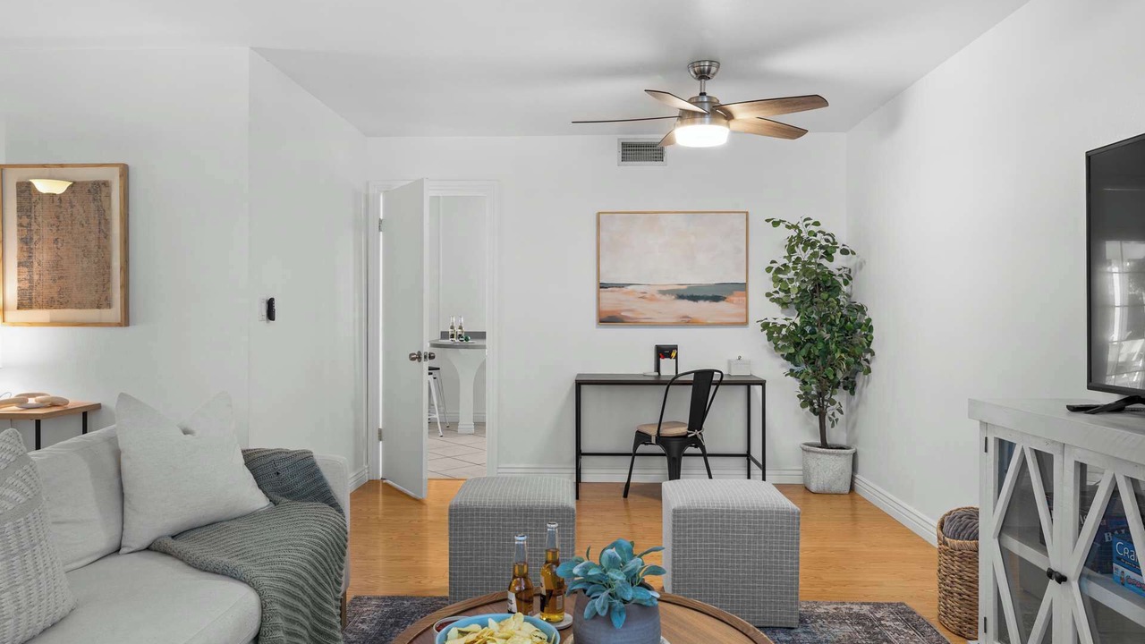 Photo of Bedroom in Melrose Paradise