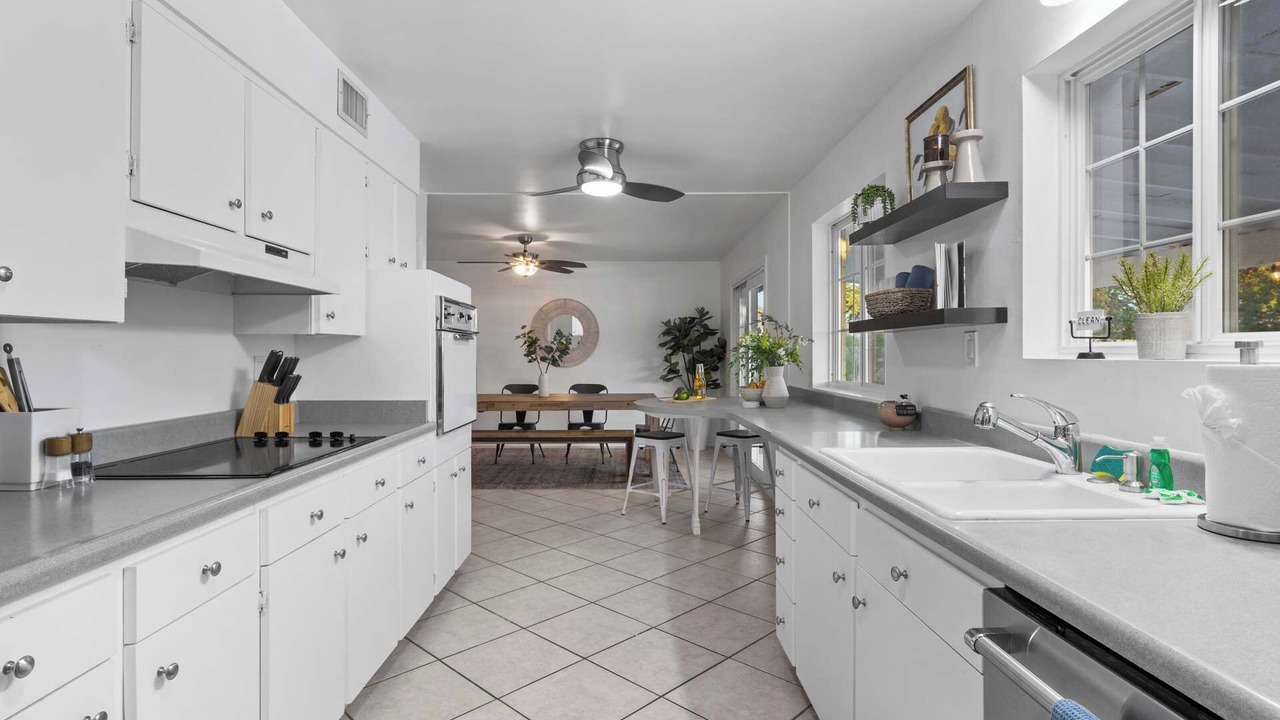 Photo of Kitchen in Melrose Paradise