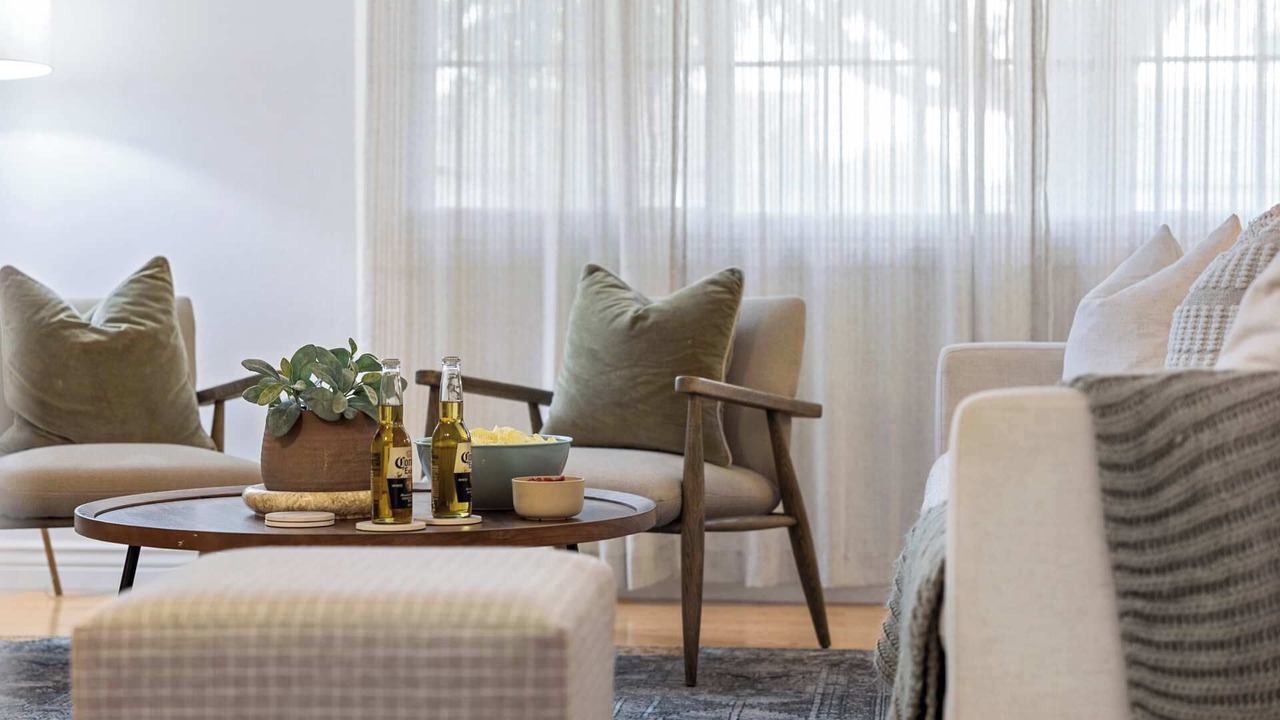 Photo of Livingroom in Melrose Paradise