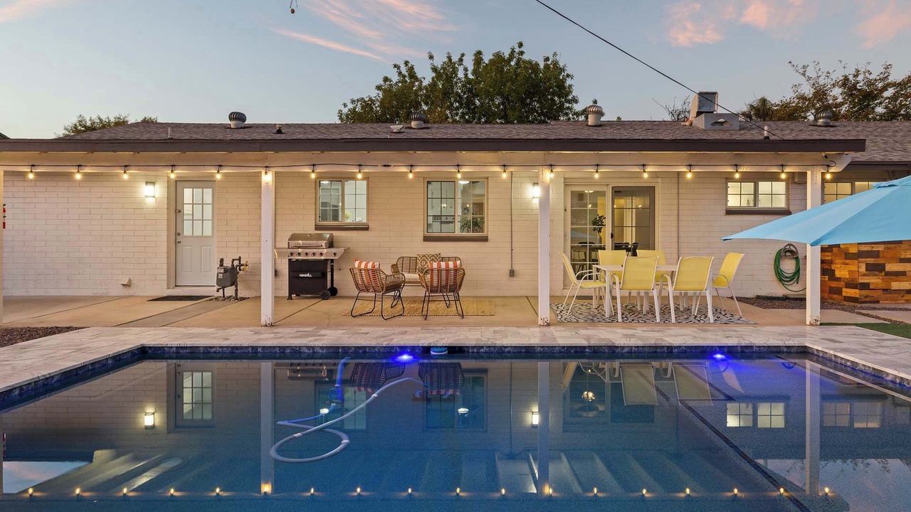 Photo of Outdoor in Melrose Paradise