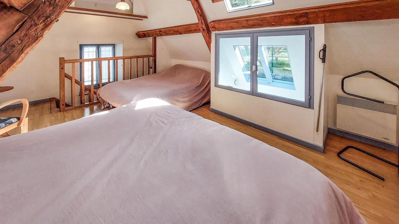 Photo of Others in Aste